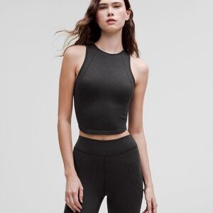 NWT Lululemon Soft Sueded Crewneck Cropped Tank Size 4